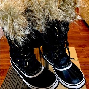 Joan of Artic Sorel Boots